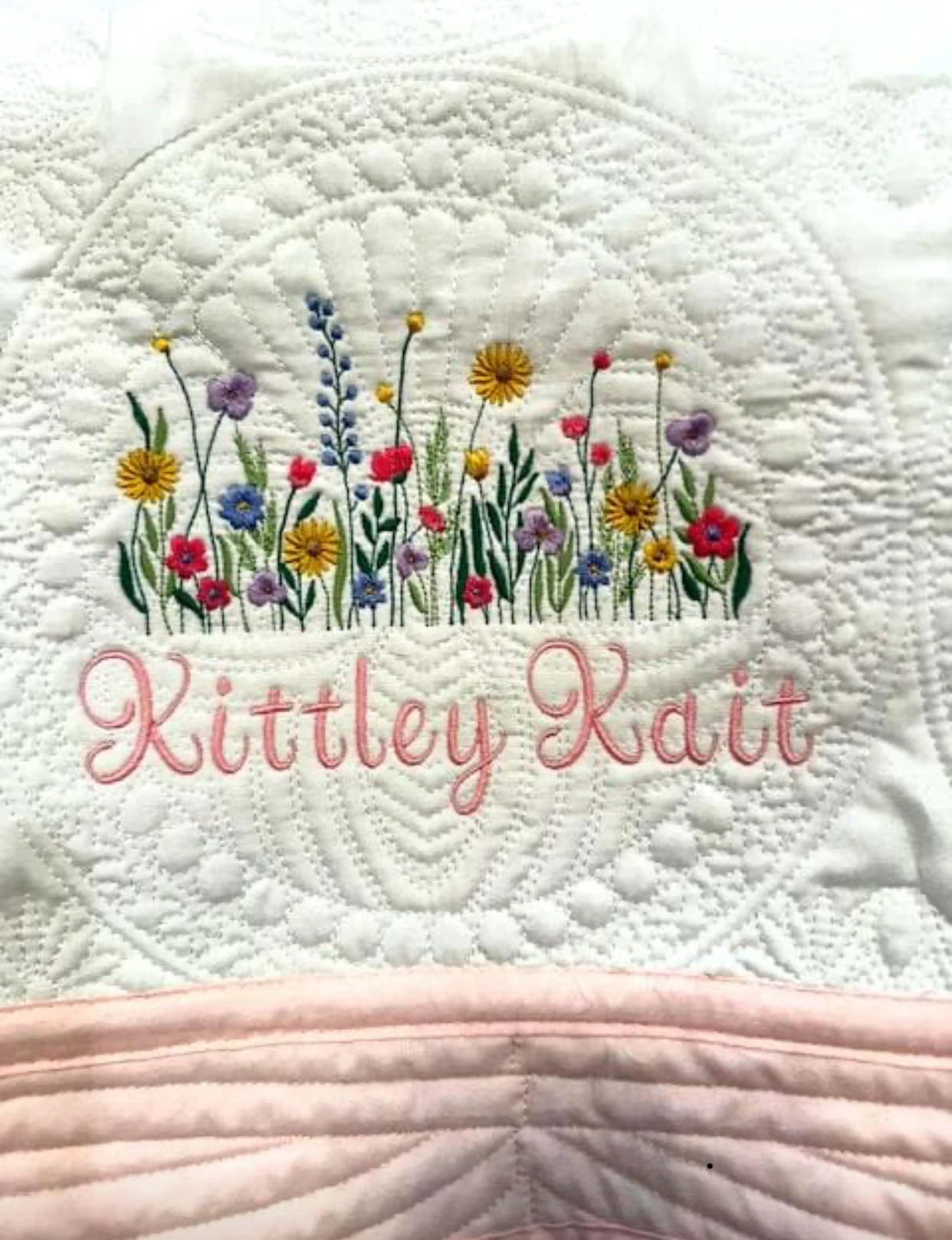 Embroidery Name Designs - Персонализированное детское одеяло: винтажный принт, вышивка