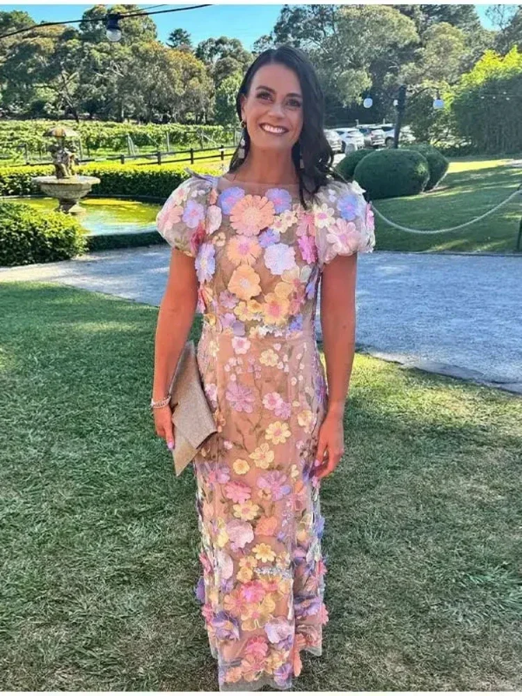 Embroidery Zari - Модное женское платье с цветочной вышивкой