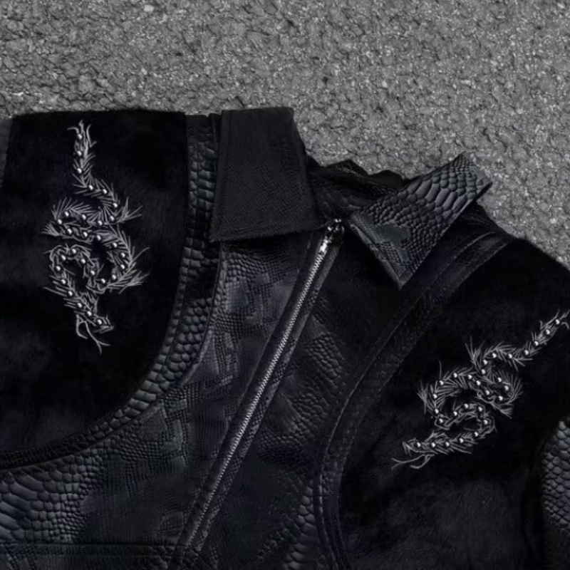 Мужская черная куртка с тиснен – обзор и цена Embroidery Knit