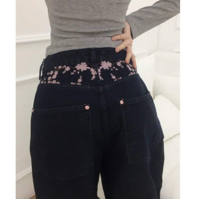 Джинсы Sakura Embroidery Loose – обзор и цена Embroidery Jeans Sakura