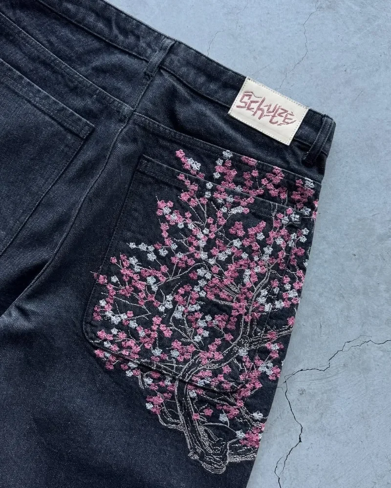 Джинсовые шорты унисекс Sakura – обзор и цена Embroidery Jeans Sakura
