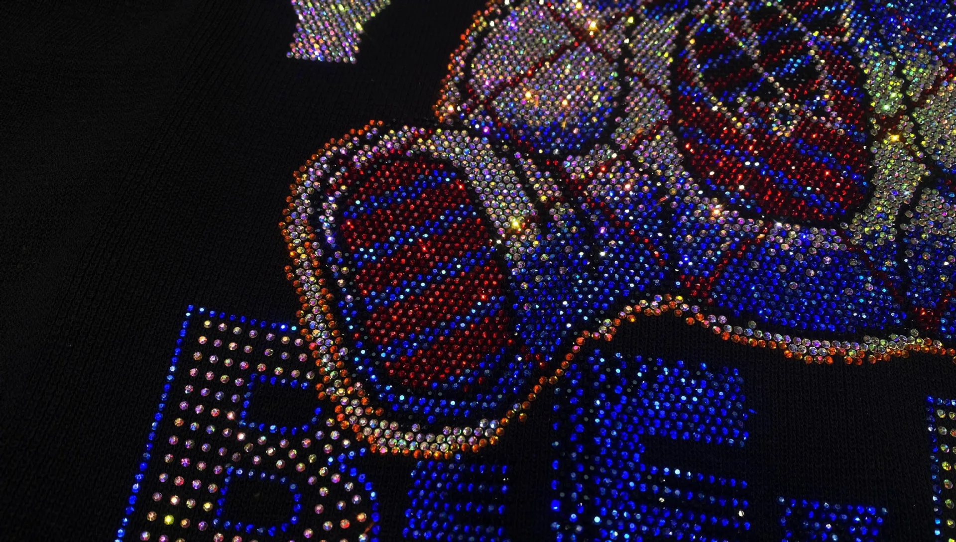 Женский спортивный костюм с бр – обзор и цена Embroidery X Pattern